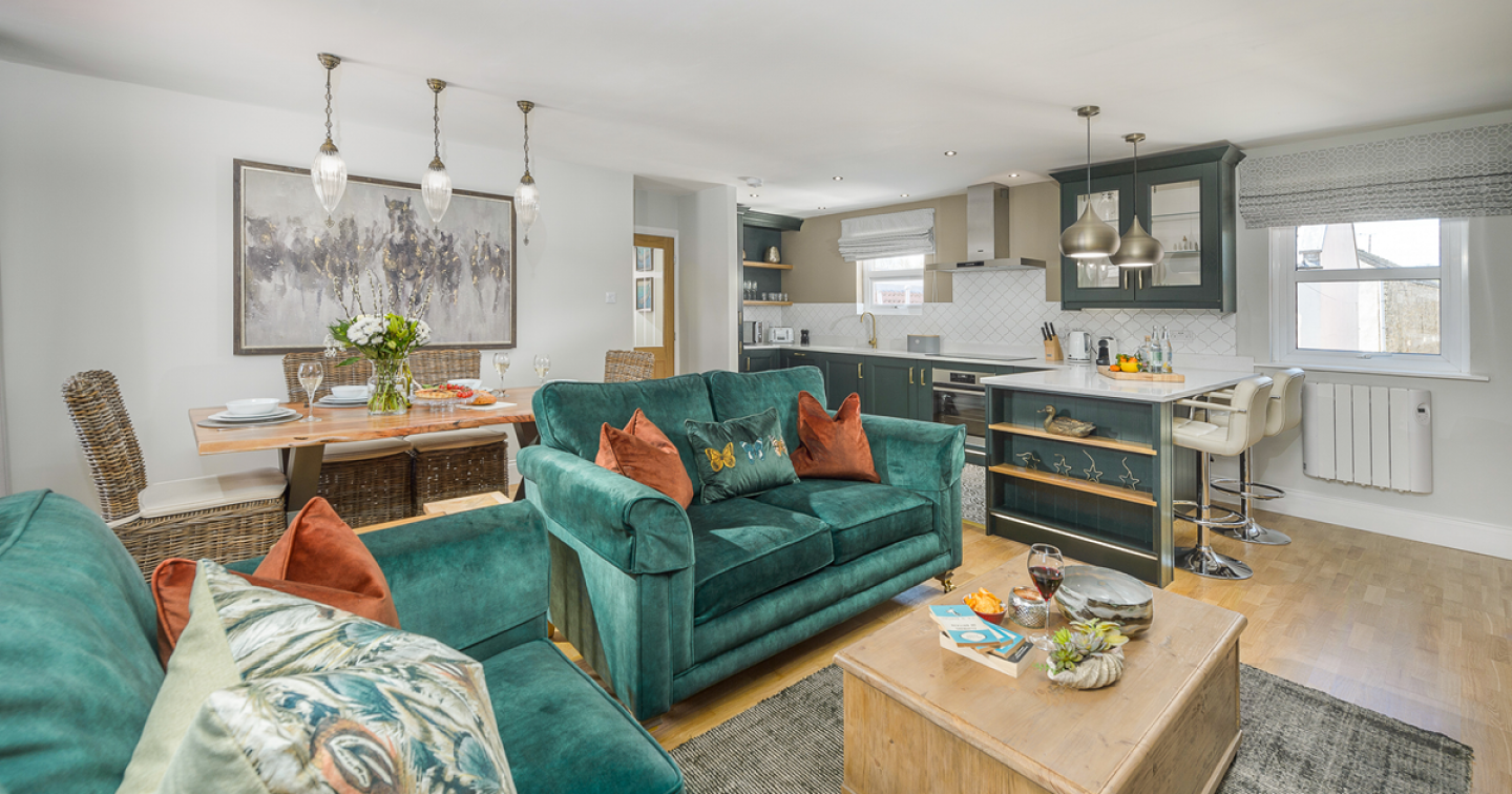 See Inside The Pelican Loft SelfCatering Holiday Cottage to Rent in